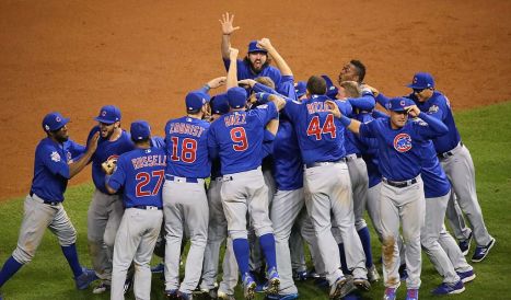 the_cubs_celebrate_after_winning_the_2016_world_series-_30709972906